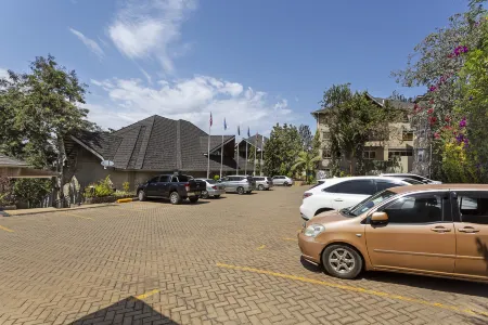 Nokras Riverine Hotel & Spa