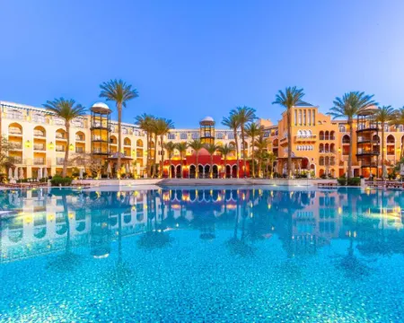 ザ グランド リゾート フルガダ フルガダのホテル