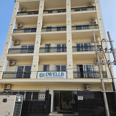 Dwellr Luxury Stays