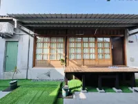 Happiness Hotels near Fengshan