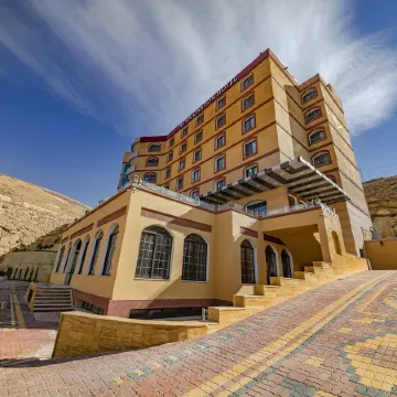 PETRA CANYON HOTEL