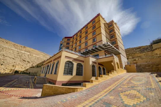 PETRA CANYON HOTEL