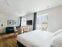 Whitlock16 - Luxury Aparthotel - Montgomery Square - Brussels Hotels near Cinquantenaire Park
