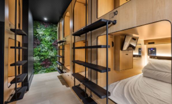 Capsule Residence