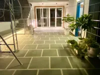 AvyAm Blue Terrace Room - 1 玛雅普里附近的飯店