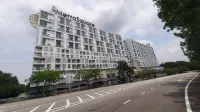 MetraSquare Residence by Jeffery Lam Home Management - parking
