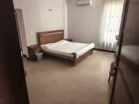 Liuergminsu Hotels near Packages Mall