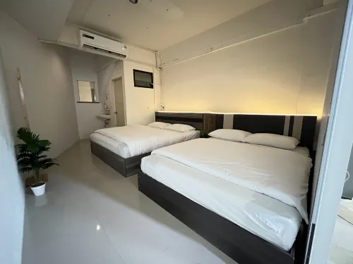 Teenapha hotel - موقف سيارات