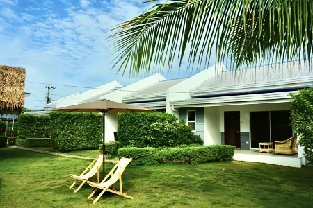 BELLE HOMES Отели рядом с достопримечательностью «Best Sunset Hermit Beach»