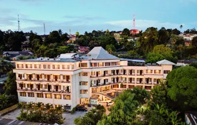 Hotel Grand Papua Fakfak  호텔