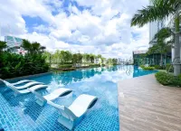 Luxury Modern Loft with Sunway Skyline Views