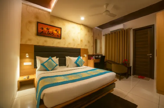 Hotel Grand Regency by JMD Group Near Delhi IGI Airport