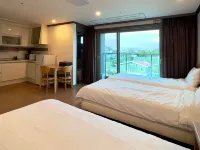 the bluejeju Hotels near Soesokkak