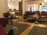 AK LİFE HOTEL Отели рядом с достопримечательностью «Чанкая»