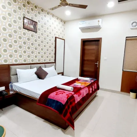 Hotel Babylon Regency