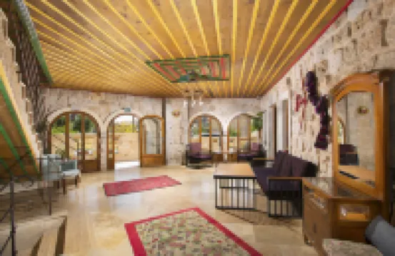 Premium Cave Suites