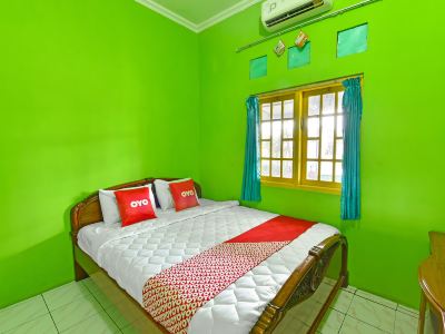 SPOT ON 91357 Hotel Mulyo
