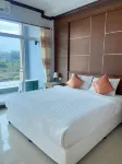 Breeze Hill Hotel