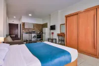 Peaks -Delmar Apartments
