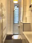 Düsseldorf City Center 2-Bedroom Apartment with Kitchen - Airport Shuttle