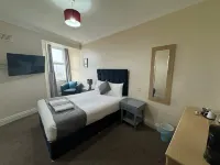 OYO Bethel Apartments - parking