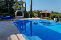 Villa Rental in Sanary-sur-Mer – Pool and Garden - Villas