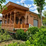 The Heritage Group Of Houseboats - Airport Shuttle