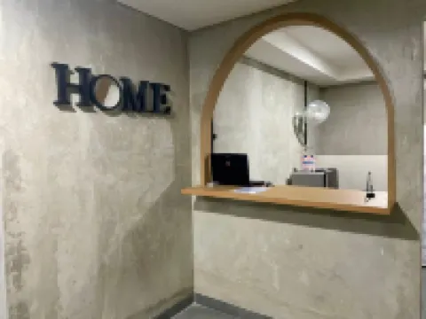 Behomy Crown Tangerang Hotel di Tangerang