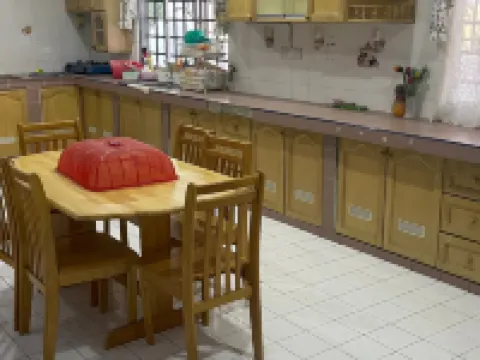 Cozy House Tenom Hotels in Tenom