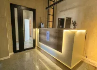 Roof Hostel - Hostels