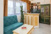 Storge B&B Hotels in Duće