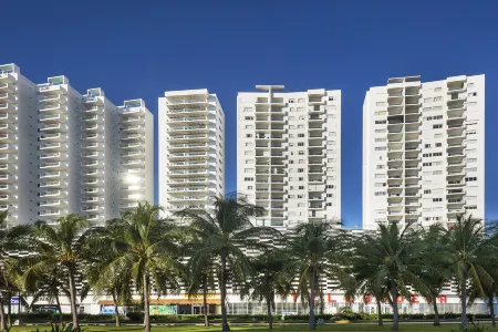 坎昆馬勒孔套房飯店