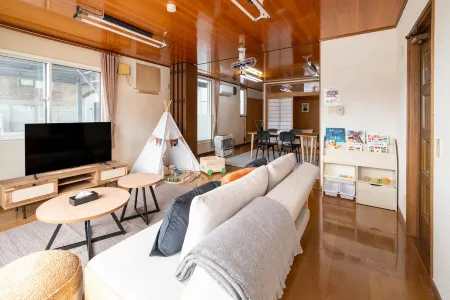 Nakamachi House Отели рядом с достопримечательностью «Seven Stars Tree»