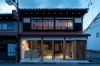metate Hotels in Nakaniikawa District