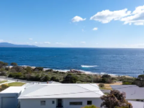 Bicheno Ocean Views Apt 2 فنادق في بيتشينو