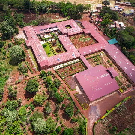 STC.SAFARI LODGE