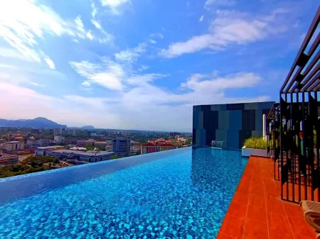 The Horizon Ipoh Skyline by Grab A Stay