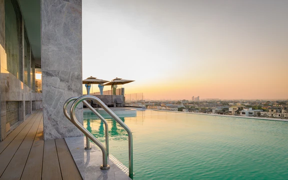 รูปภาพของSwimming pool/gym/laundry/daily cleaning/daily breakfast