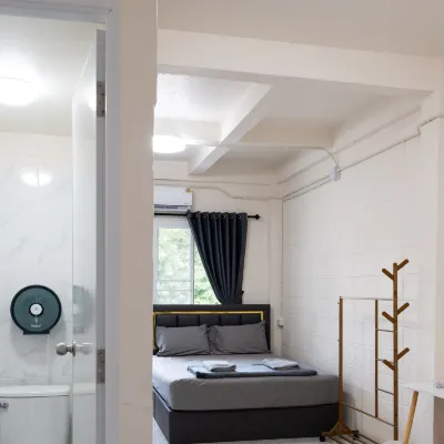 Room 208 Near Don Mueang Airport & BTS Wat PhraSi クルーク大学周辺のホテル