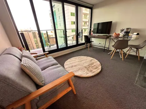 Cozy Auckland CBD Apartment Walk to Sky Tower Queen street - New