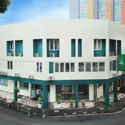 Sunstone Hotel Hotels near Cathedral of the Holy Spirit