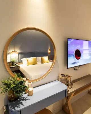 Tropicana Assana Suite Pantai Cenang Hotels in 