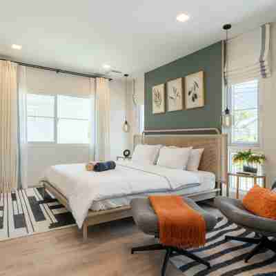 Entire house 3BR•Near Mega Bangna•Airport & 7-11 Rooms