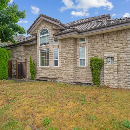 Serene 4‑Bed Family‑Centred House | Free Parking
