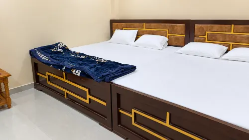 Maa Tulsi Guest House Ayodhya - Park Yeri