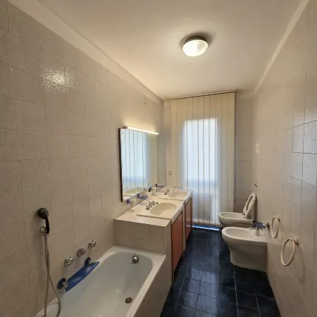 Venice Gateway Apartments