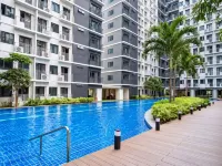 Stylish 1BR Near MOA • Massage Chair & Karaoke - Infinity Pools