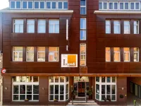 英格拉蒂飯店 住宿飯店