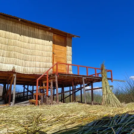 TITICACA KONTIKI Eco Lodge Perú
