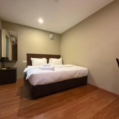 iBilik Hotel @ Johor Bahru Отели рядом с достопримечательностью «Торговый центр Перлинг»
